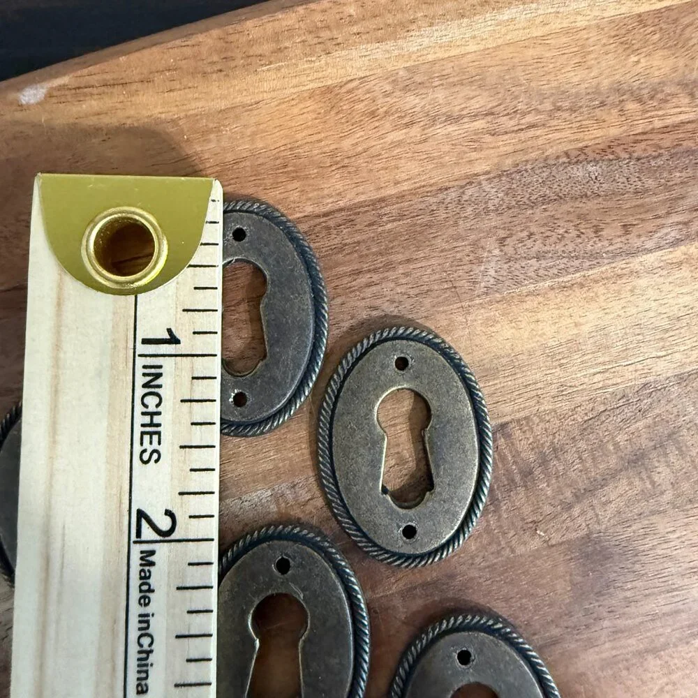 7 Antique - Brass Skelton Key Cover Plates Escutcheon Keyholes - KBC 41225